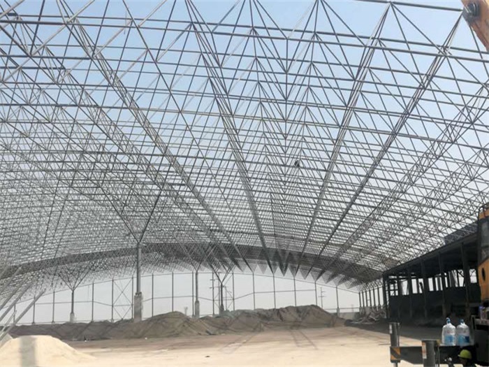 阜康钢厂料仓网架工程